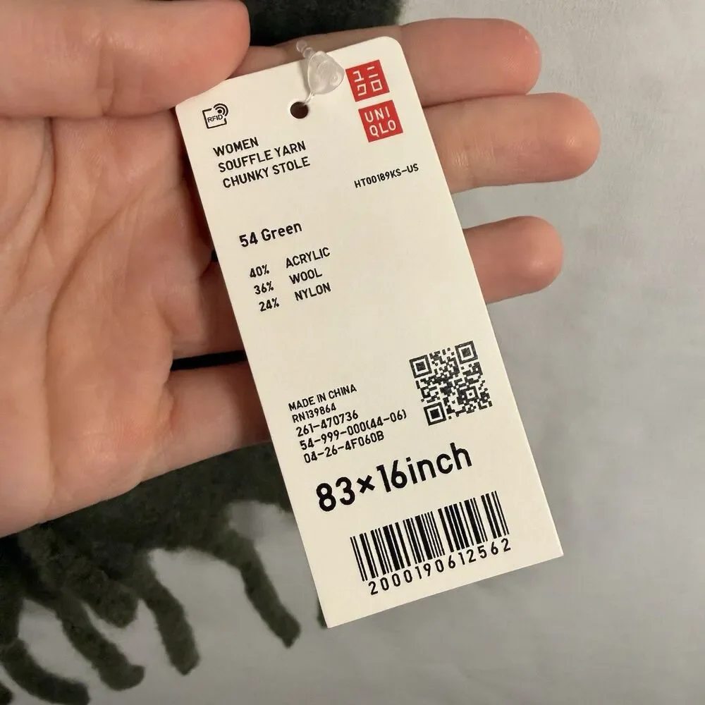 New Uniqlo Wool Blend Souffle Yarn Scarf Green Tassels 83